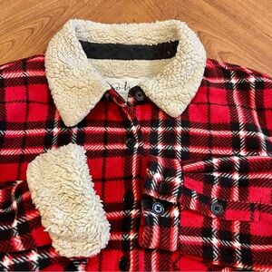 Soho Threads Sherpa Line Red Plaid Shacket Shirt Women’s Large